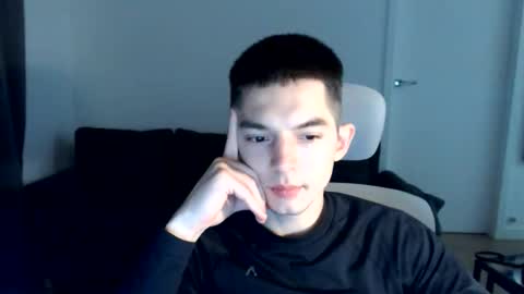 Snapshot of yourethan chatting on October 21, 2025, 6:30 pm yourethan online show from October 21, 2025, 6:30 pm