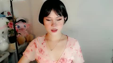 PrettyElla online show from October 2, 2025, 1:56 am