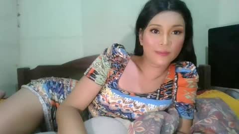 Snapshot of yourgoaldigger chatting on July 25, 2026, 7:39 am mimi online show from July 25, 2026, 7:39 am