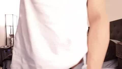 yourguuy21 online show from March 1, 2026, 5:09 am