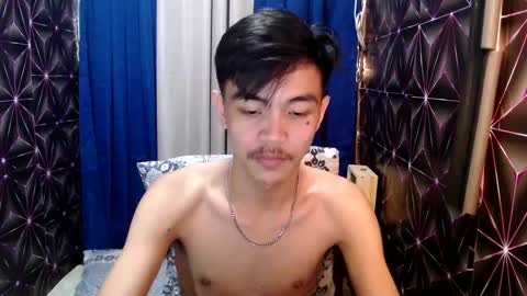 Snapshot of yourguy_josh23 chatting on December 19, 2024, 6:34 am Josh online show from December 19, 2024, 6:34 am