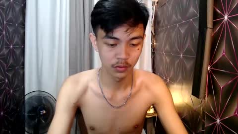 Snapshot of yourguy_josh23 chatting on January 29, 2025, 9:23 am Josh online show from January 29, 2025, 9:23 am