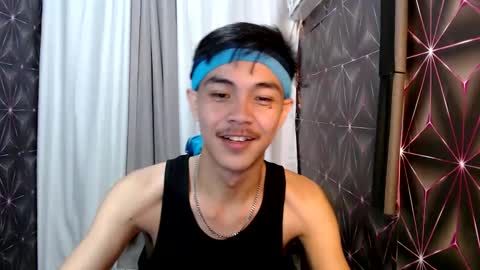 Snapshot of yourguy_josh23 chatting on February 16, 2025, 5:37 am Josh online show from February 16, 2025, 5:37 am