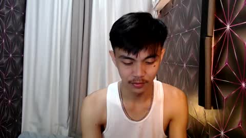 Snapshot of yourguy_josh23 chatting on February 23, 2025, 2:14 pm Josh online show from February 23, 2025, 2:14 pm