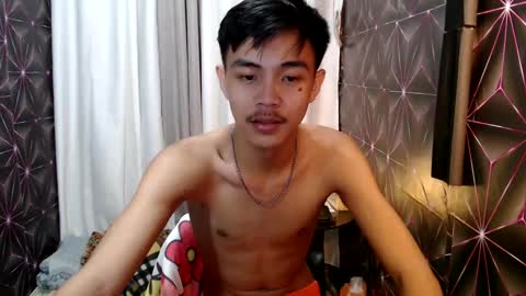 Snapshot of yourguy_josh23 chatting on February 24, 2025, 3:53 pm Josh online show from February 24, 2025, 3:53 pm