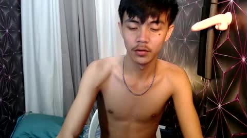 Snapshot of yourguy_josh23 chatting on March 12, 2025, 9:13 pm Josh online show from March 12, 2025, 9:13 pm