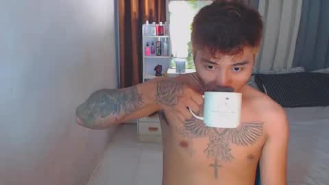 Snapshot of yourhandsome_hunk chatting on December 5, 2024, 5:59 am Paul online show from December 5, 2024, 5:59 am