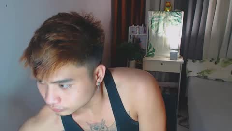Snapshot of yourhandsome_hunk chatting on December 29, 2024, 6:16 pm Paul online show from December 29, 2024, 6:16 pm