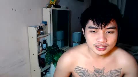 Snapshot of yourhandsome_hunk chatting on May 21, 2026, 11:28 am Paul online show from May 21, 2026, 11:28 am