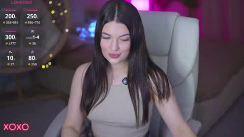 L O L A online show from April 13, 2026, 1:05 pm