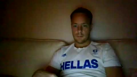 yourlove8523 online show from September 24, 2025, 4:27 am