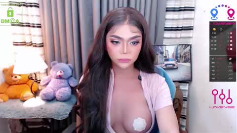 Snapshot of yourloveable chatting on October 9, 2025, 8:40 pm CHARLOTTE online show from October 9, 2025, 8:40 pm