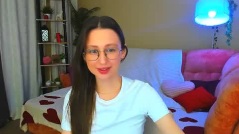 Snapshot of yourlovelystoryy chatting on July 11, 2026, 1:25 pm Vetta online show from July 11, 2026, 1:25 pm