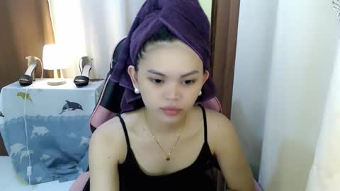 your lovely Dina online show from September 20, 2025, 2:12 am