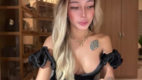 Pearl online show from March 1, 2026, 12:29 pm