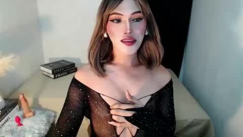 TIFFANY SUCKING QUEEN online show from May 9, 2026, 11:43 pm