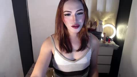 Snapshot of yournaughtykendal chatting on August 7, 2026, 3:30 am TIFFANY SUCKING QUEEN online show from August 7, 2026, 3:30 am