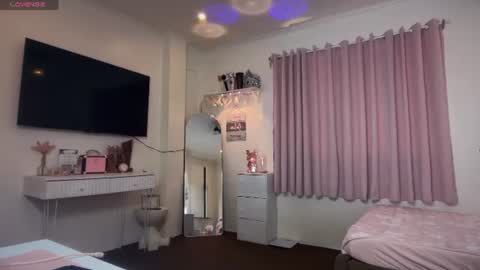 Snapshot of yournaughtyprincessx chatting on June 19, 2026, 7:45 am yournaughtyprincessx online show from June 19, 2026, 7:45 am