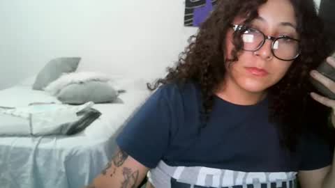 Snapshot of yourownerserena chatting on February 4, 2025, 3:54 am Serena online show from February 4, 2025, 3:54 am