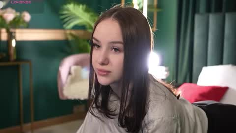 yours fetish mary online show from March 8, 2026, 5:00 am