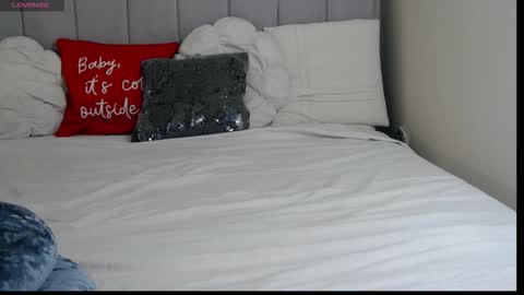 yours_jasmin online show from November 16, 2025, 1:06 pm