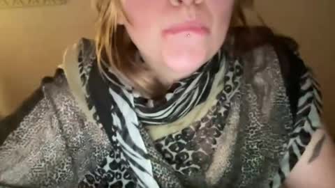 yours_melina online show from July 22, 2026, 3:42 am