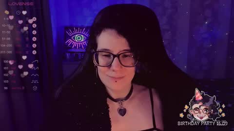 Snapshot of yourscosmic chatting on September 12, 2025, 11:59 pm Yours Cosmic online show from September 12, 2025, 11:59 pm