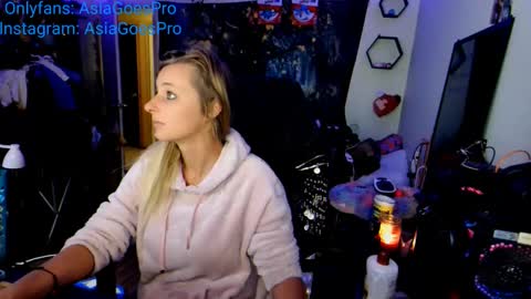 AsiaGoesPro - On All Socials online show from February 2, 2025, 3:39 pm