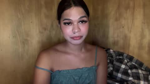 Snapshot of yoursexy_chantell chatting on October 26, 2025, 6:52 am yoursexy_chantell online show from October 26, 2025, 6:52 am