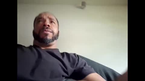 Snapshot of yoursexydaddy8181 chatting on June 1, 2026, 5:36 pm yoursexydaddy8181 online show from June 1, 2026, 5:36 pm