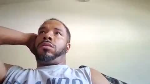 Snapshot of yoursexydaddy8181 chatting on August 4, 2026, 7:05 pm yoursexydaddy8181 online show from August 4, 2026, 7:05 pm