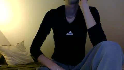 Snapshot of yoursexymat3 chatting on February 21, 2025, 4:26 pm Yoursexymat3 online show from February 21, 2025, 4:26 pm