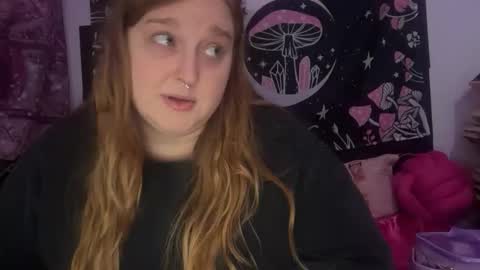 Snapshot of yourthickgingergoddess chatting on December 14, 2025, 11:42 pm yourthickgingergoddess online show from December 14, 2025, 11:42 pm