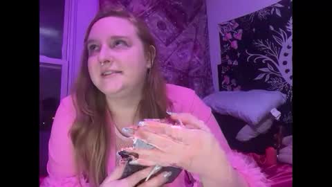 Snapshot of yourthickgingergoddess chatting on December 23, 2025, 2:53 am yourthickgingergoddess online show from December 23, 2025, 2:53 am