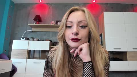 YourVenus00 -Follow my OF online show from December 10, 2024, 10:38 am