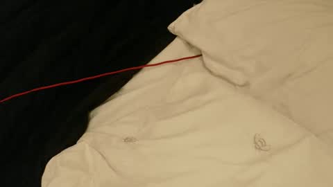 yourweekenddesire online show from April 19, 2026, 12:43 am