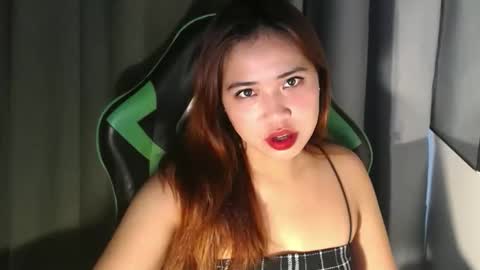 Snapshot of yourwife_josephine chatting on April 14, 2026, 10:43 am Josephine online show from April 14, 2026, 10:43 am