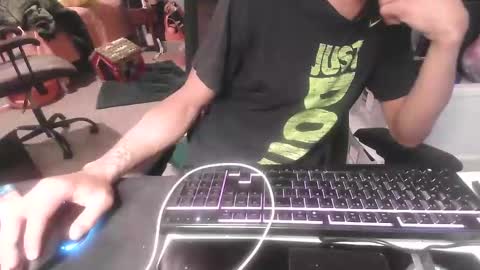 daddy online show from May 1, 2026, 5:23 am