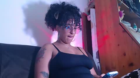 elizabeth  ju   online show from February 14, 2026, 9:44 pm