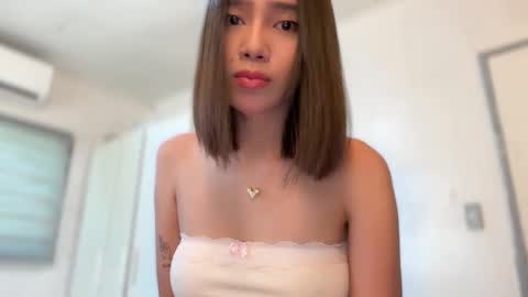 YowgineTheGreat online show from March 24, 2026, 4:17 am