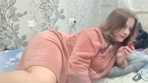 Snapshot of yoyrgirlxq chatting on April 15, 2026, 9:38 am Yoyrgirlxq online show from April 15, 2026, 9:38 am