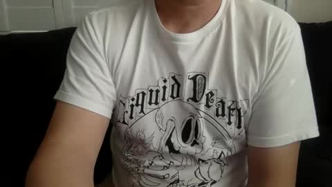 Snapshot of yque2 chatting on February 11, 2026, 11:21 pm yque online show from February 11, 2026, 11:21 pm