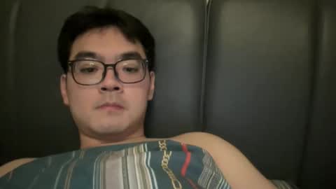 Snapshot of yuanhuan727 chatting on January 17, 2026, 6:22 pm Albert Locko online show from January 17, 2026, 6:22 pm