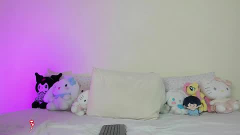 Yui 3 online show from September 14, 2025, 1:16 am