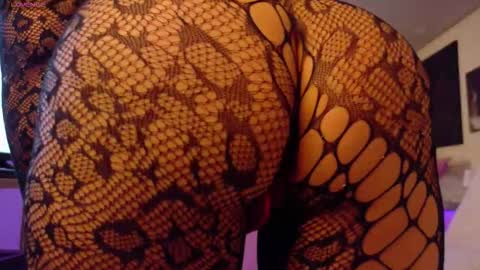 Yuki online show from February 27, 2026, 2:44 am