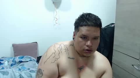 Yulian online show from May 25, 2026, 2:28 am