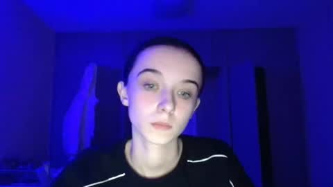 Yuliia online show from November 7, 2025, 6:24 am