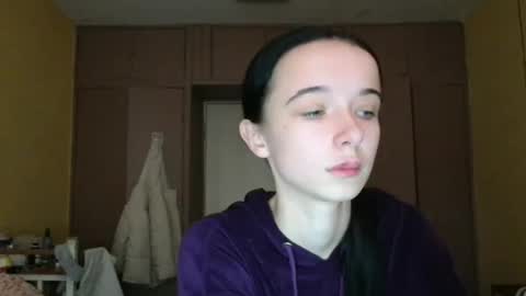 Yuliia online show from November 13, 2025, 7:40 am