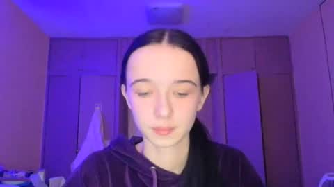 Yuliia online show from November 14, 2025, 6:45 am