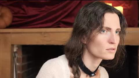 yulla dao online show from November 4, 2025, 5:01 pm